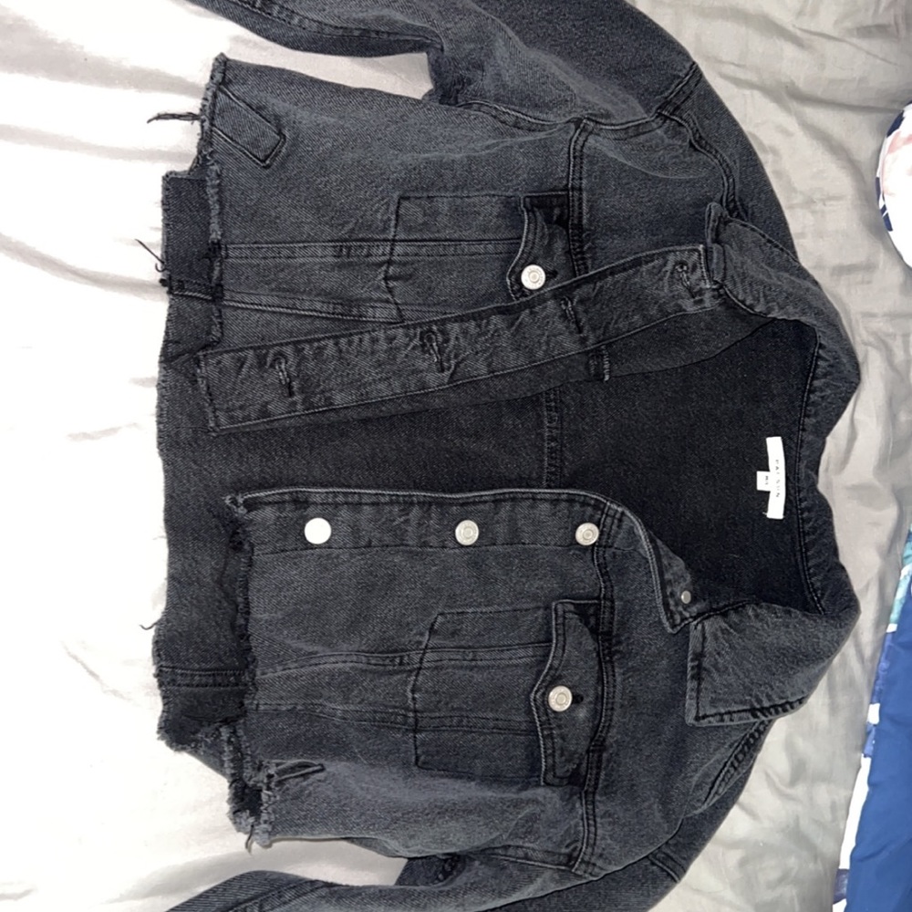 Cropped jean jacket
